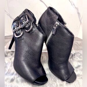 Michael Kors Cheyenne Ankle Boot Bootie Black Leather Heels Peep Toe
